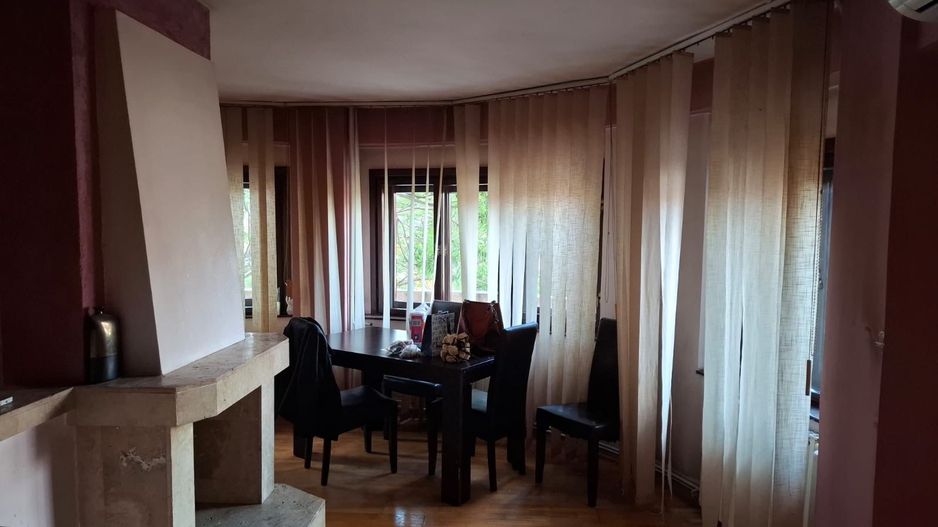Dorobantilor | 3 camere | etaj 1 | centrala proprie | necesită renovare - Poză 6
