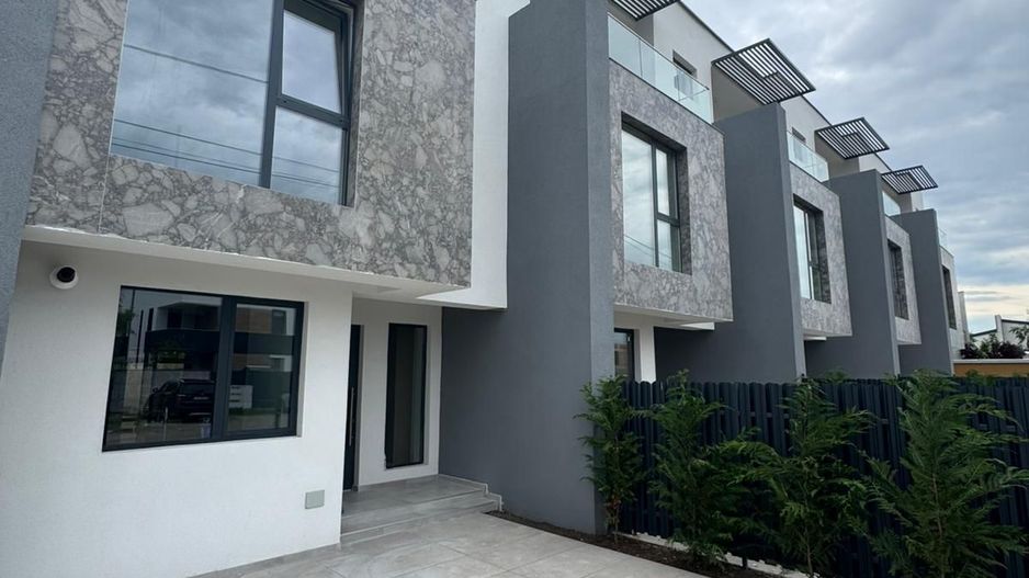 MILLO VILLE - Poză 2