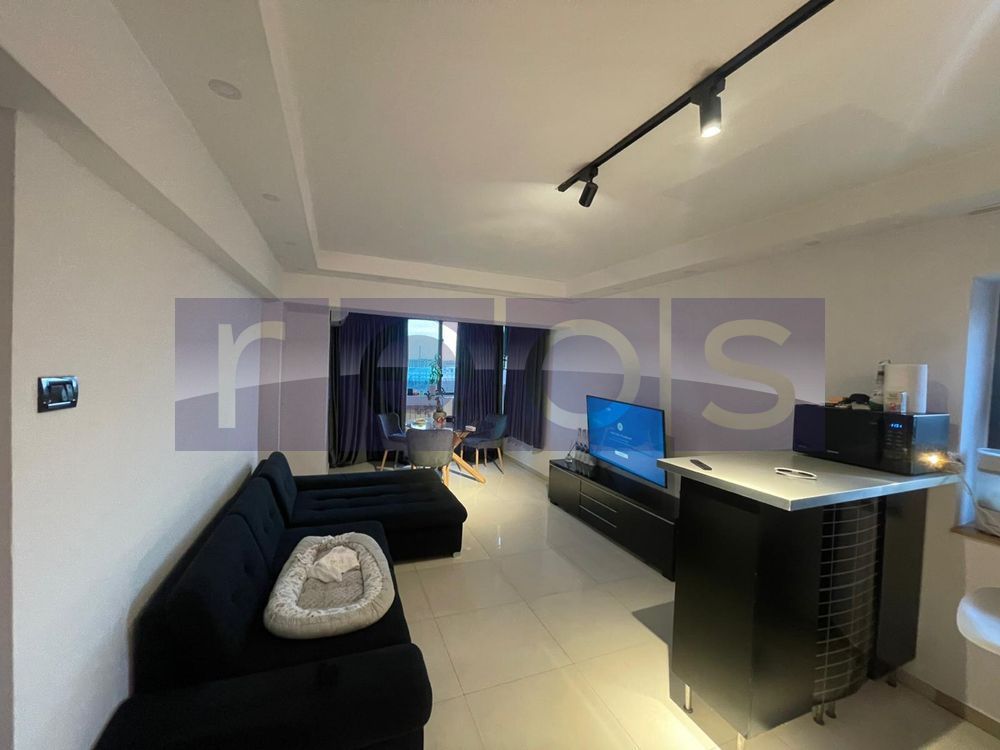 INCHIRIERE  APARTAMENT  3 CAMERE - DECOMANDAT -  Rond Alba Iulia - Poză 2