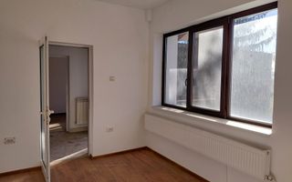 De vânzare – Casă D+P+2E+M în zona ultracentrală ideala pentru afacerea ta! - Poză 28