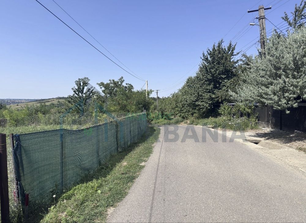 Teren intravilan de vanzare in Ciurea, judetul Iasi - Poză 1