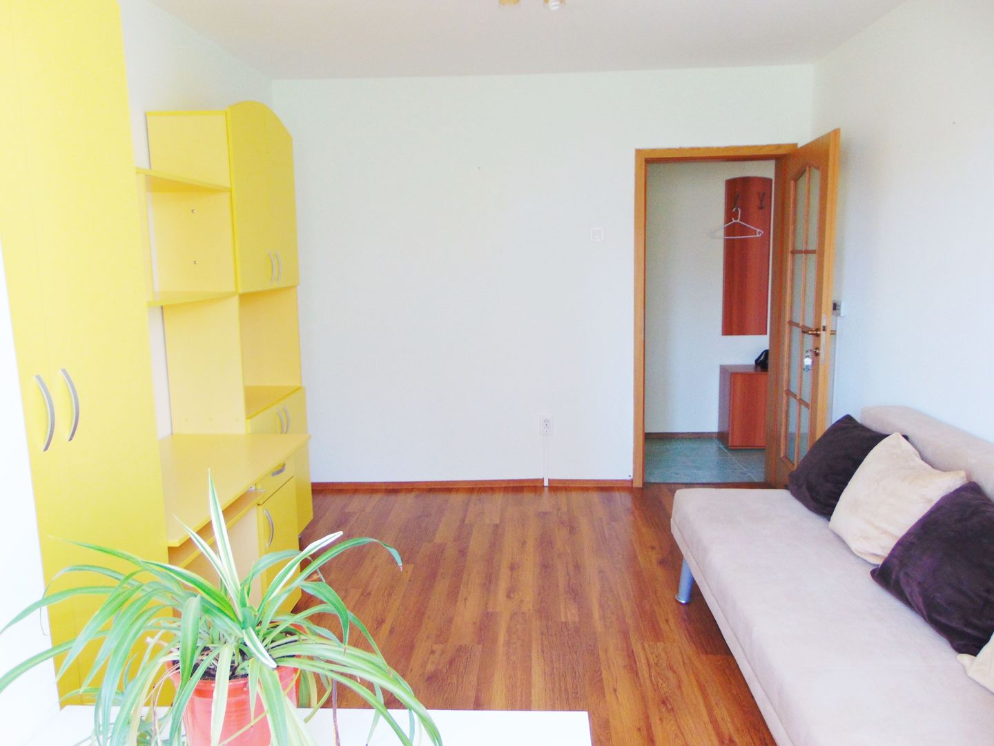 Apartament cu 3 camere,mobilat si utilat, Astra-Somes - Poză 10