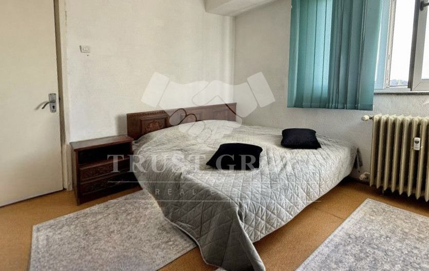 Apartament 3 camere Titulescu-Banu Manta | Imobil 1978 | Vedere spate - Poză 9