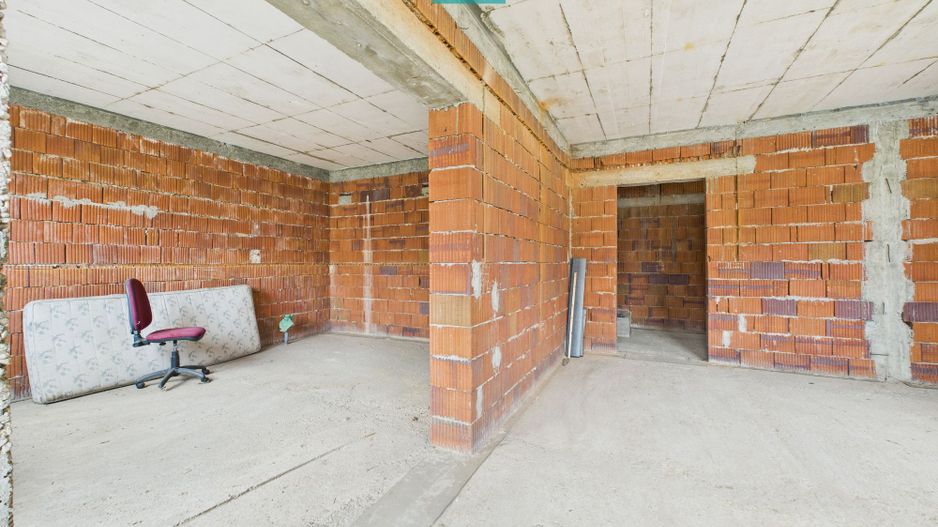 Casă la roşu P+E+M în Şagu - Poză 6