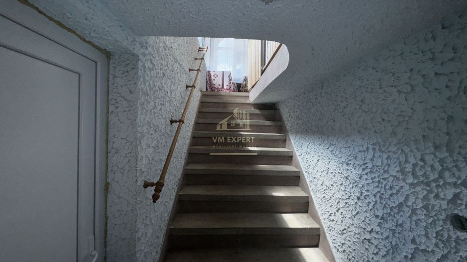 CASA 5 CAMERE 180 MP TEREN 814 MP CAMPULUNG - Poză 10