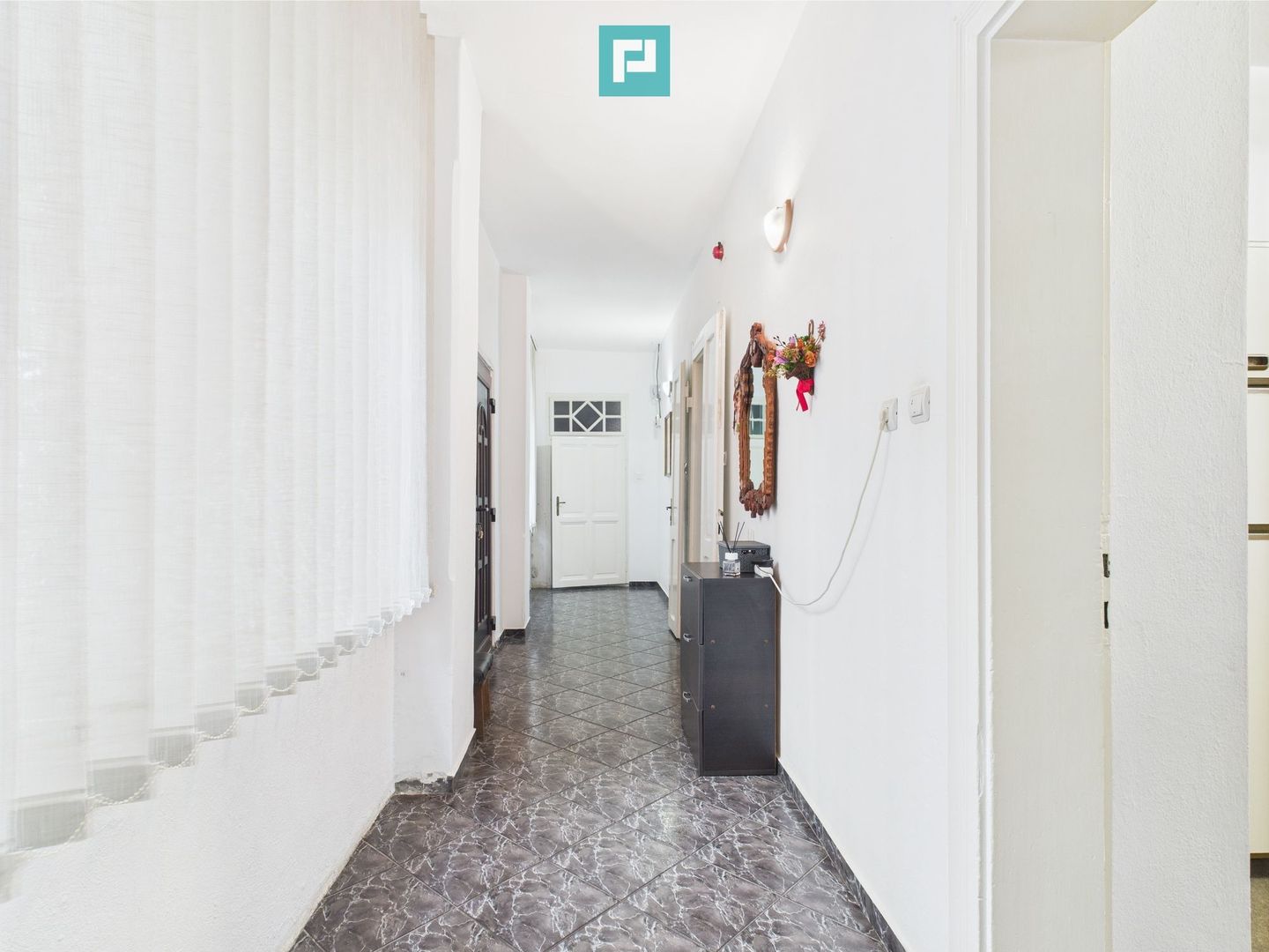 Casă Individuală cu spațiu comercial - Variaș - Poză 16