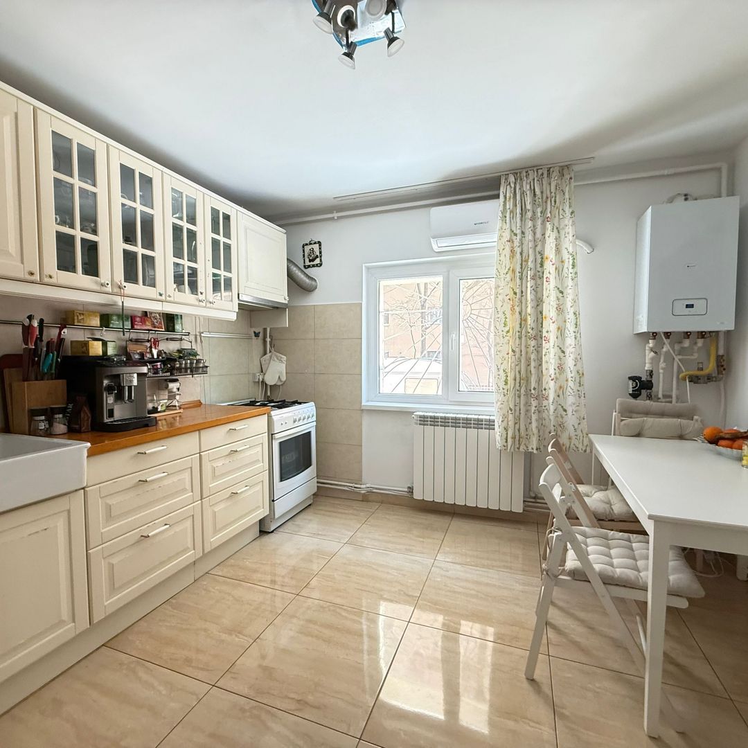 APARTAMENT 2 CAMERE | CENTRALĂ PROPRIE | BLOC REABILITAT - Poză 1