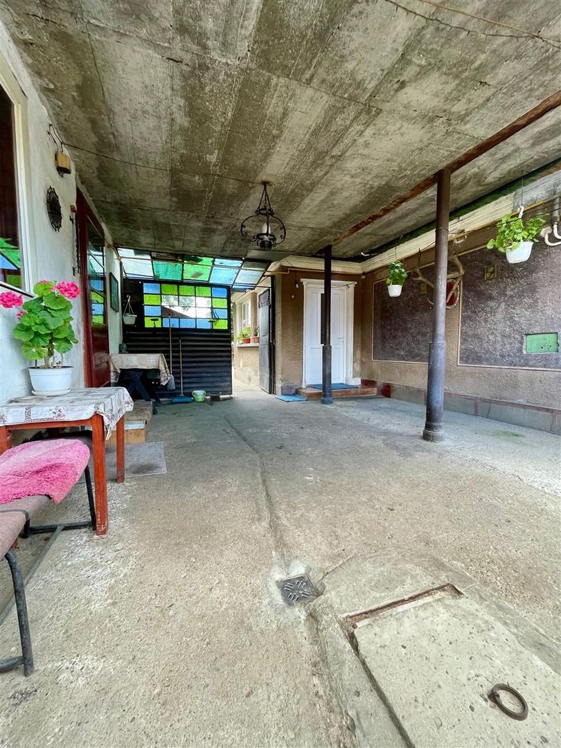 Casa in Marghita cu 4 camere - Poză 1