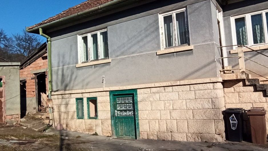 Casa cu teren generos | front 24.5 m - Poză 4