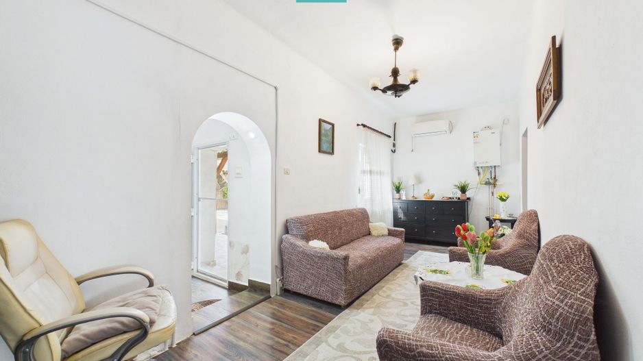 Casă 3 camere, 544 mp teren, Gai, curte + garaj - Poză 13