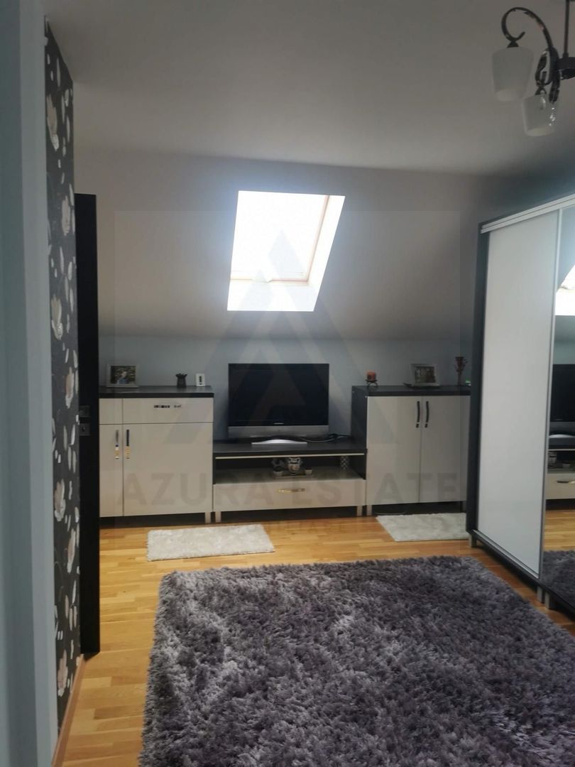 Casa renovata 3 camere teren liber 1250 mp grădină 1400 mp in Colun - Poză 17