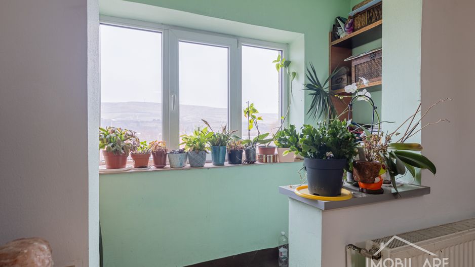 Apartament cu 3 camere de vânzare - Poză 11