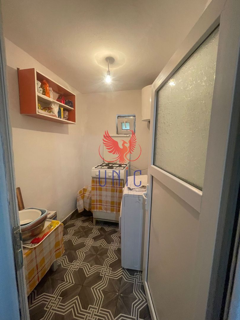 Casa cu teren de 1000 de mp -Radovan - Poză 9