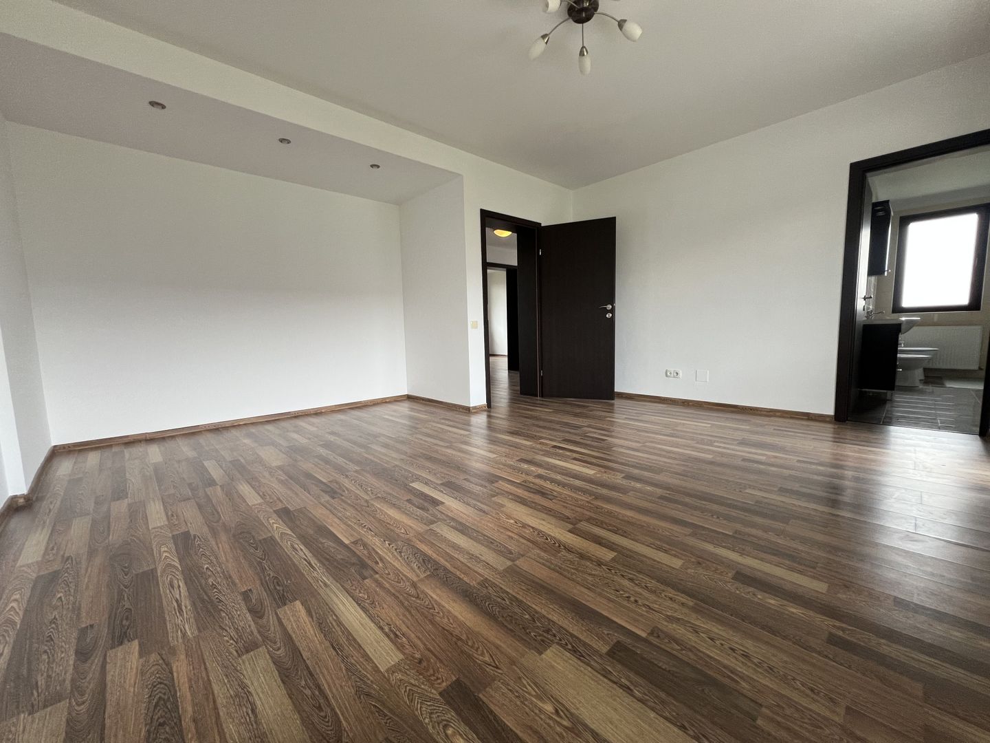 Vila tip Duplex Pipera | 260 mp Utili | Curte Proprie 4 Locuri Parcare - Poză 6
