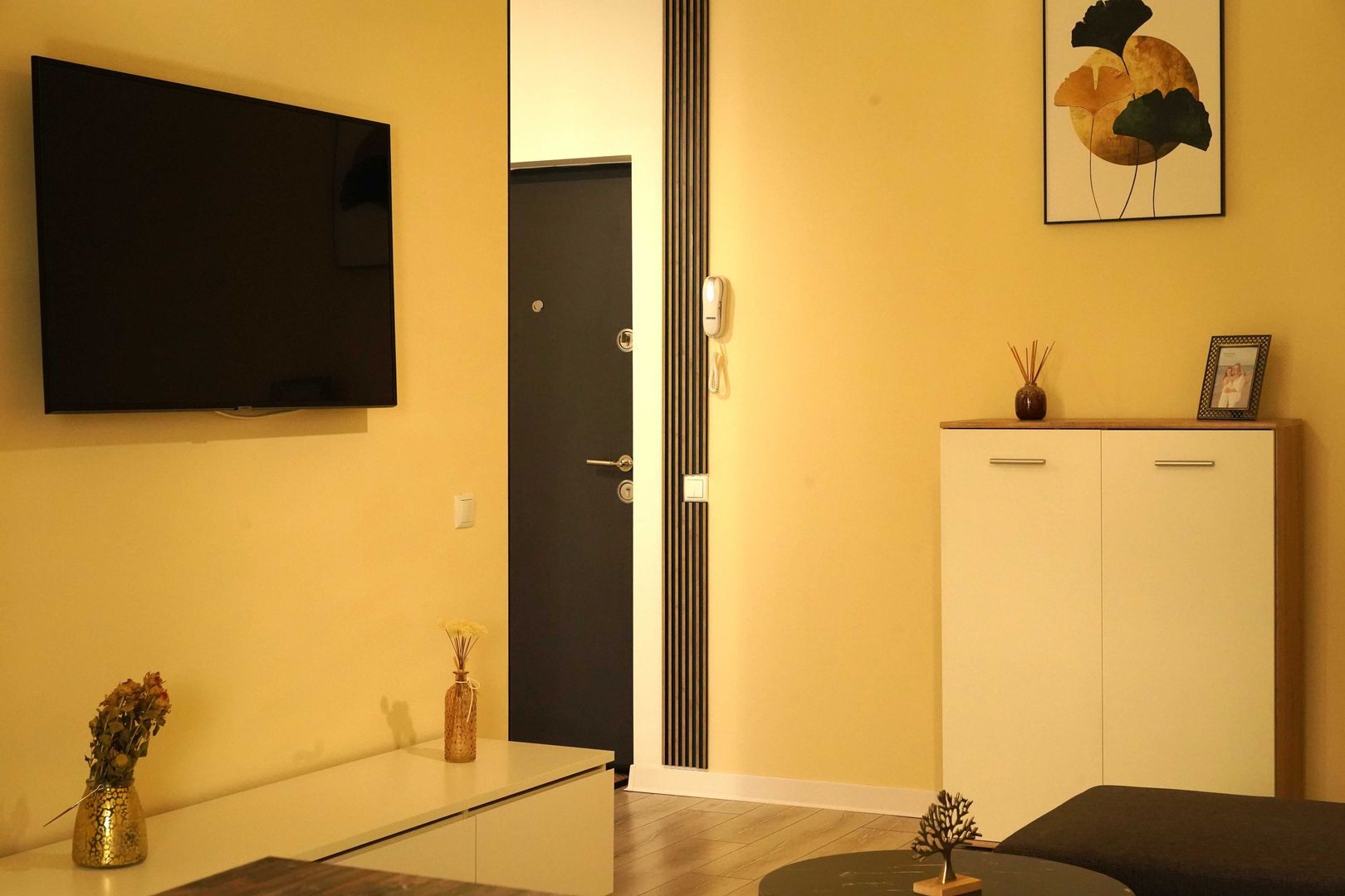 Închiriere apartamentcu 2 camere în Militari Residence - Poză 1