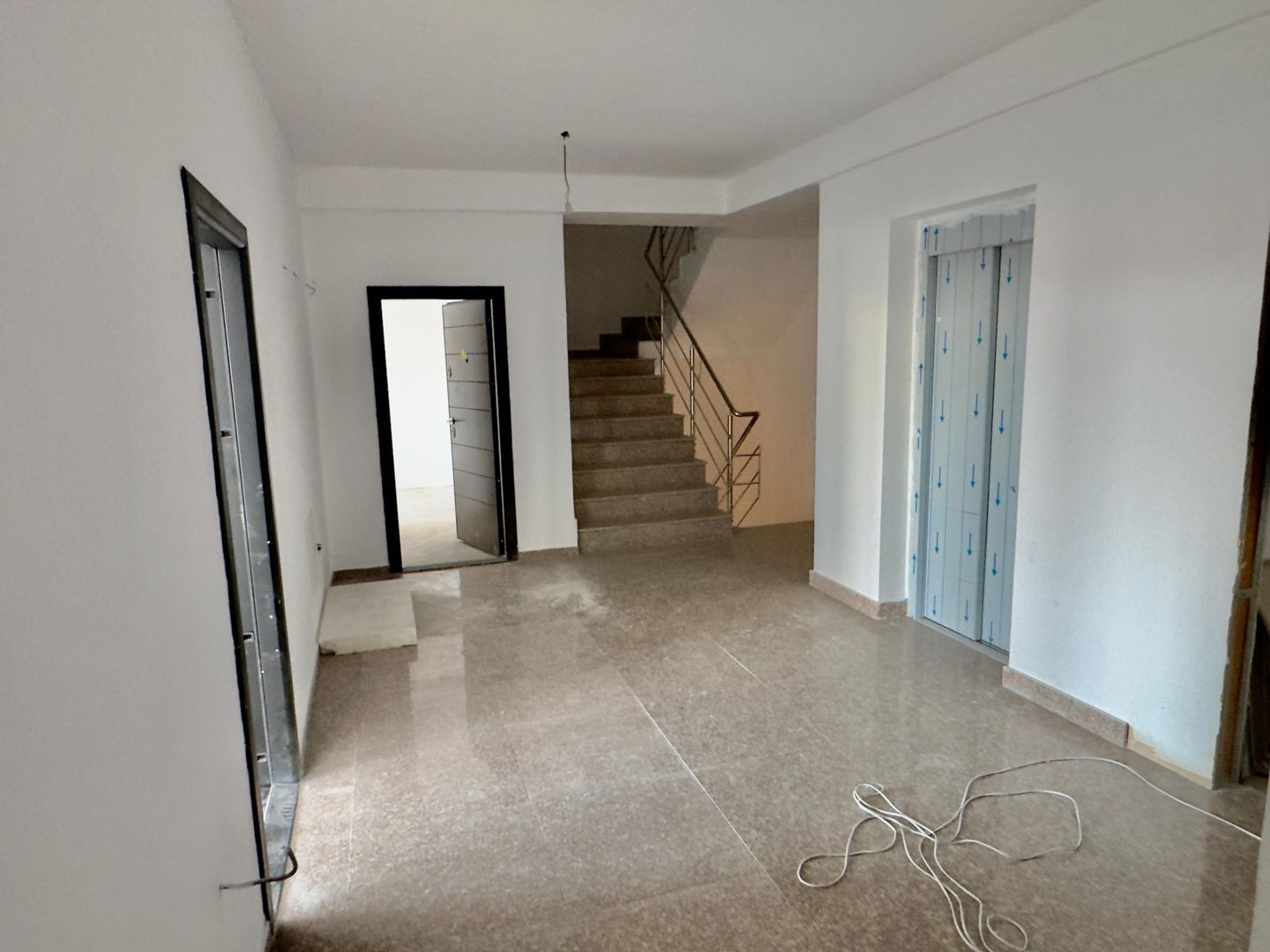 Constructie D+P+3E | Lift | 2 intrari | Parcare Sub | Domenii | Ideal Investitie - Poză 30