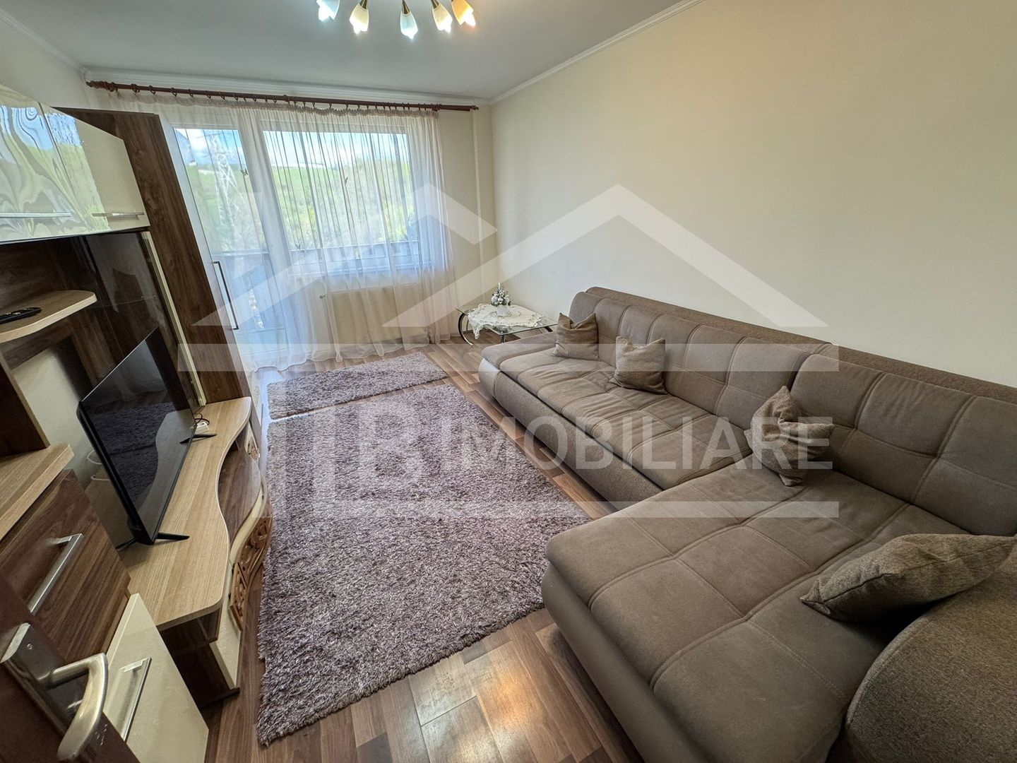 Apartament cu 2 camere, 57mp, Zona Dambu Pietros - Poză 2