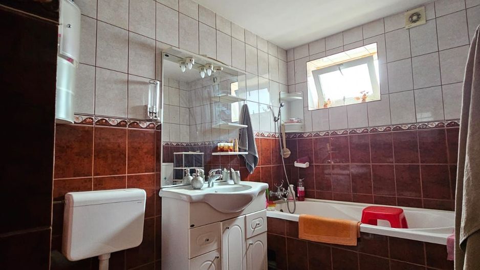 Casa- zona Spitalul nr 1 - Poză 21