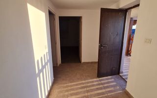 Casa cu teren de 14340 mp în Jebel/Pretabila pentru afacere - Poză 40