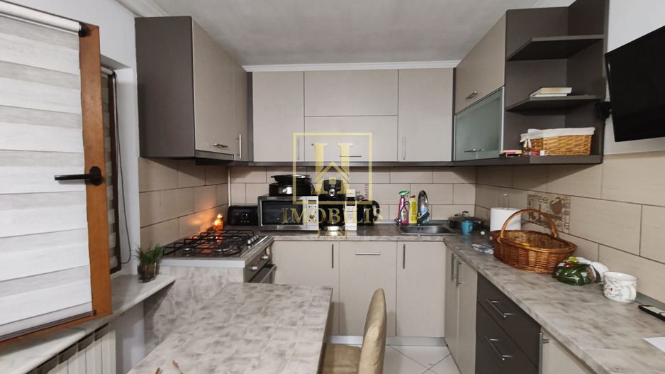 Ideal birou firma!!- Apartament 4 camere, SD, 81mp, Nicolina2 - Poză 1