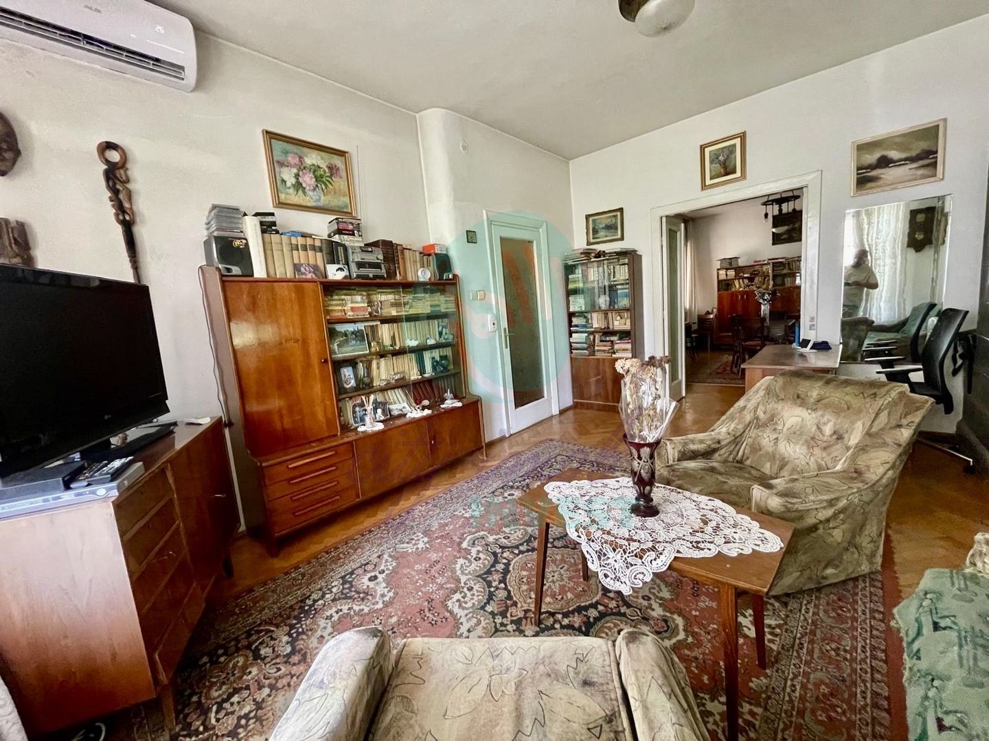 Apartament BOEM intr-un imobil boutique - Poză 4