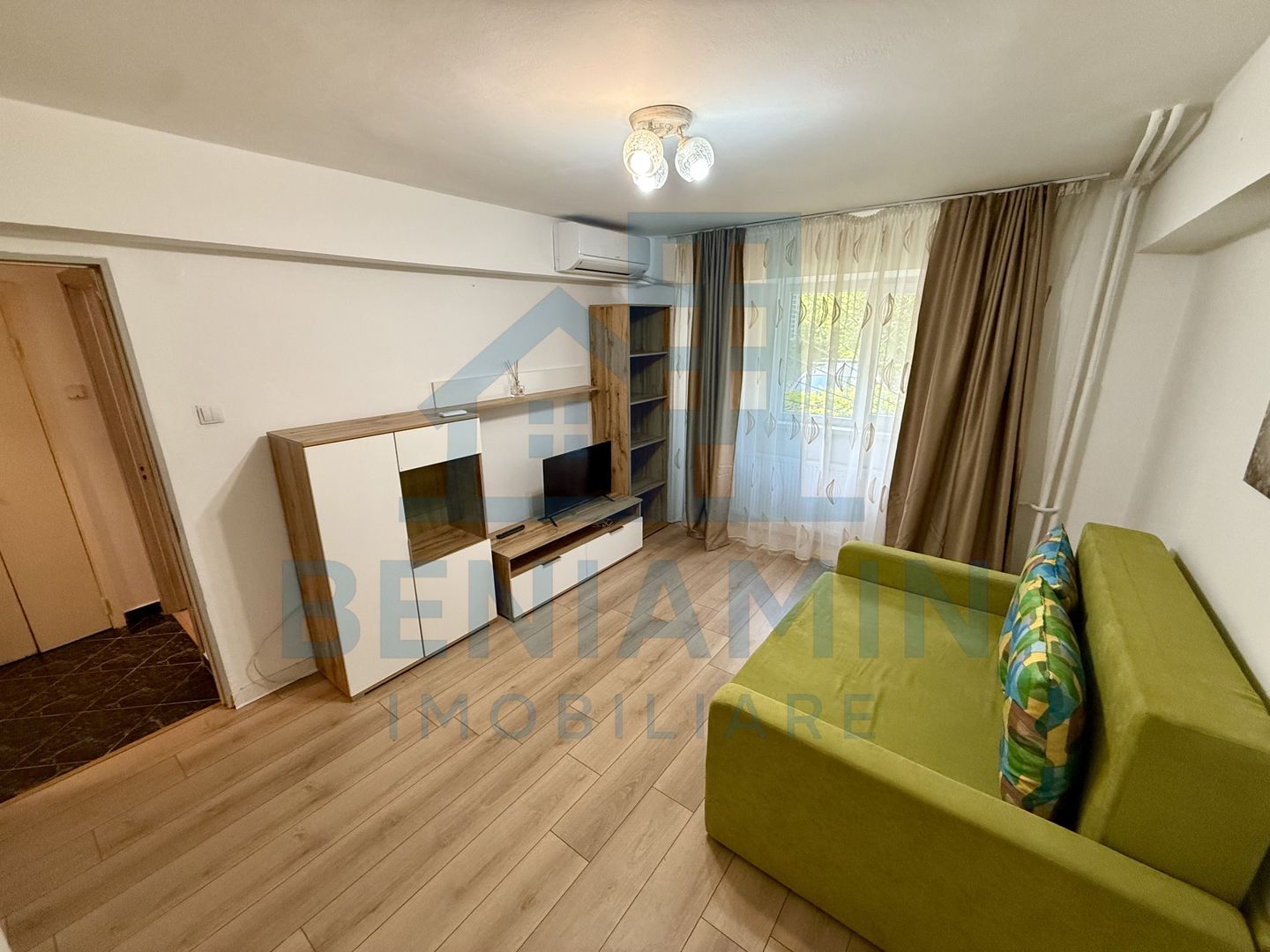 2 camere decomandat - parter - mobilat - utilat - centru - Ramada - Poză 1