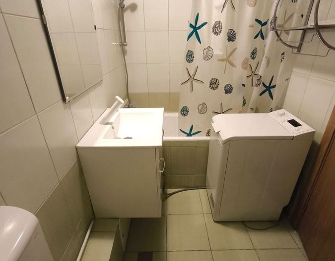 De Inchiriat Garsonieră spațioasă lângă metrou  Piata Muncii - Poză 6