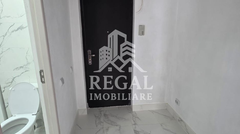 PRET NOU: Garsonieră 28 mp + balcon – zona M4 – etaj 1 - Poză 2