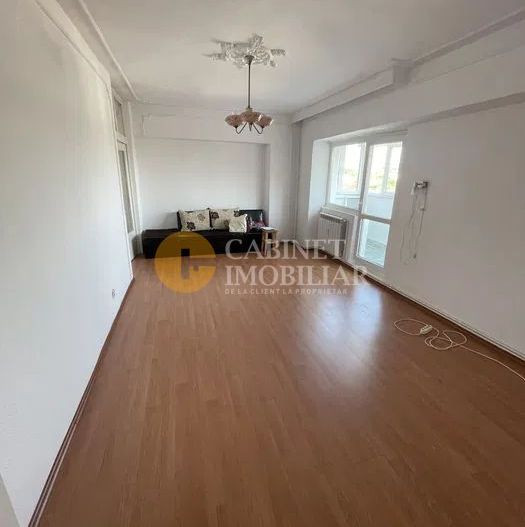 Nicolina Apartament 2 Camere Decomandat Etaj Intermediar -Bloc 1992 - Poză 2