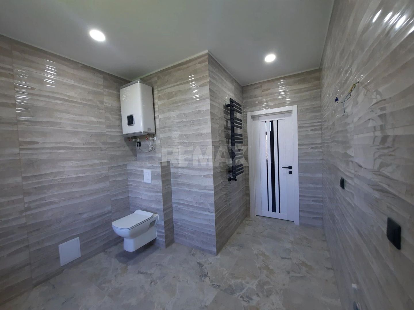 Apartament La Nistru - Poză 8