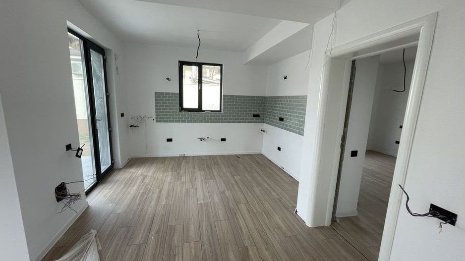 Complex finalizat Balotesti | Ion Lahovari - Poză 5