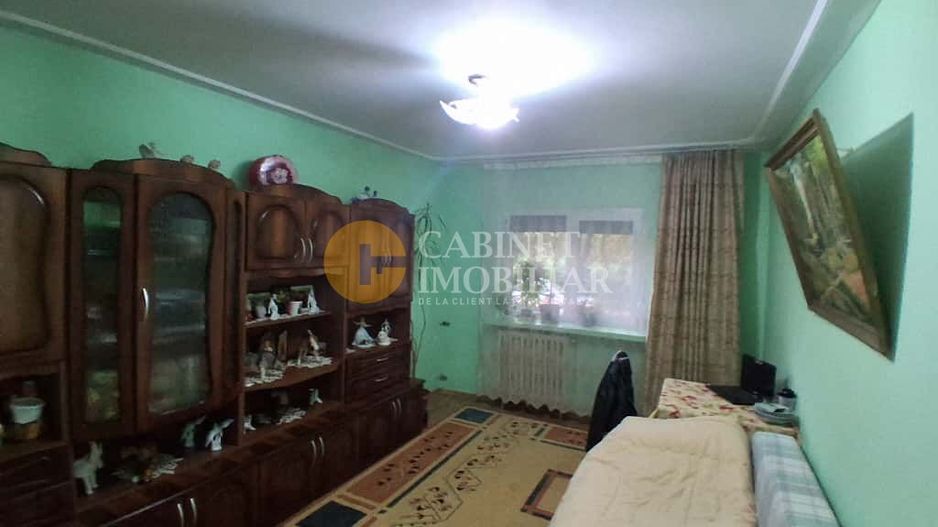 Apartament 3 camere, statia Padurii- Tatarasi, bloc '80 - Poză 1