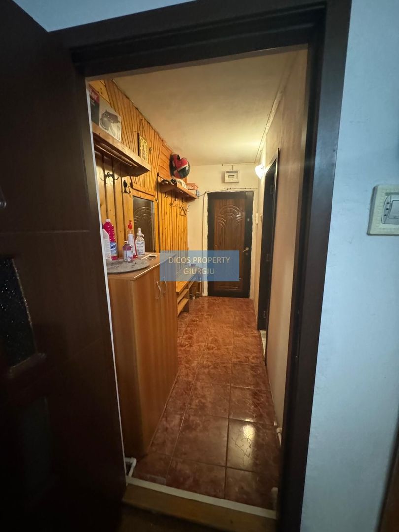 Apartament Lângă Școala 8 – 2 Camere - Poză 3