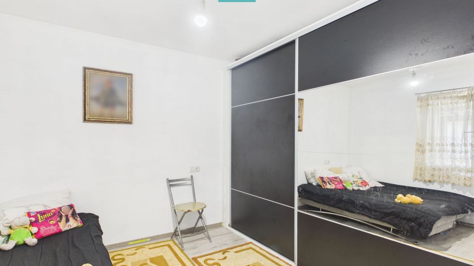 Casă 225 mp cu teren 1.482 mp în Leș - Poză 35