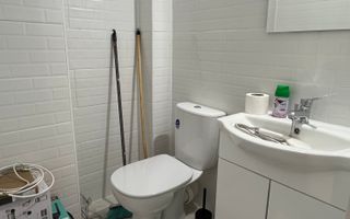 PRET NOU - Cameră de cămin cu baie proprie – Piața Obor etaj 3/4 - Poză 4