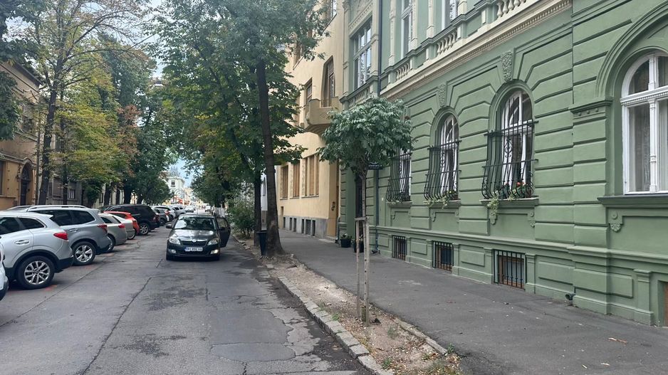 Spațiu comercial, ultracentral 125 mp – Oradea, Piața Unirii. 309 00 E - Poză 1