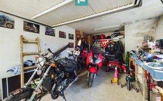 Casă la curte comună, zonă ultracentrală - Poză 22