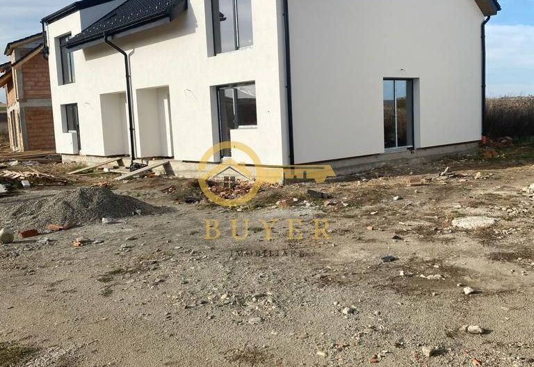 Casa tip duplex 380mp teren- Sura Mica- Ansamblu nou - Poză 2