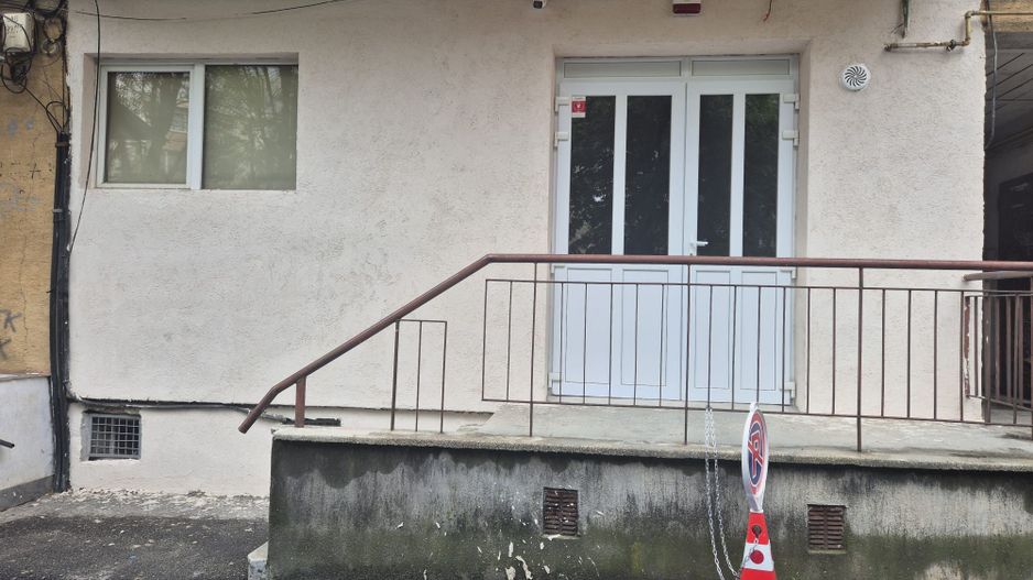 Exclusivitate - Zizinului^Vlahuta, spatiu cu intrare din strada - Poză 1