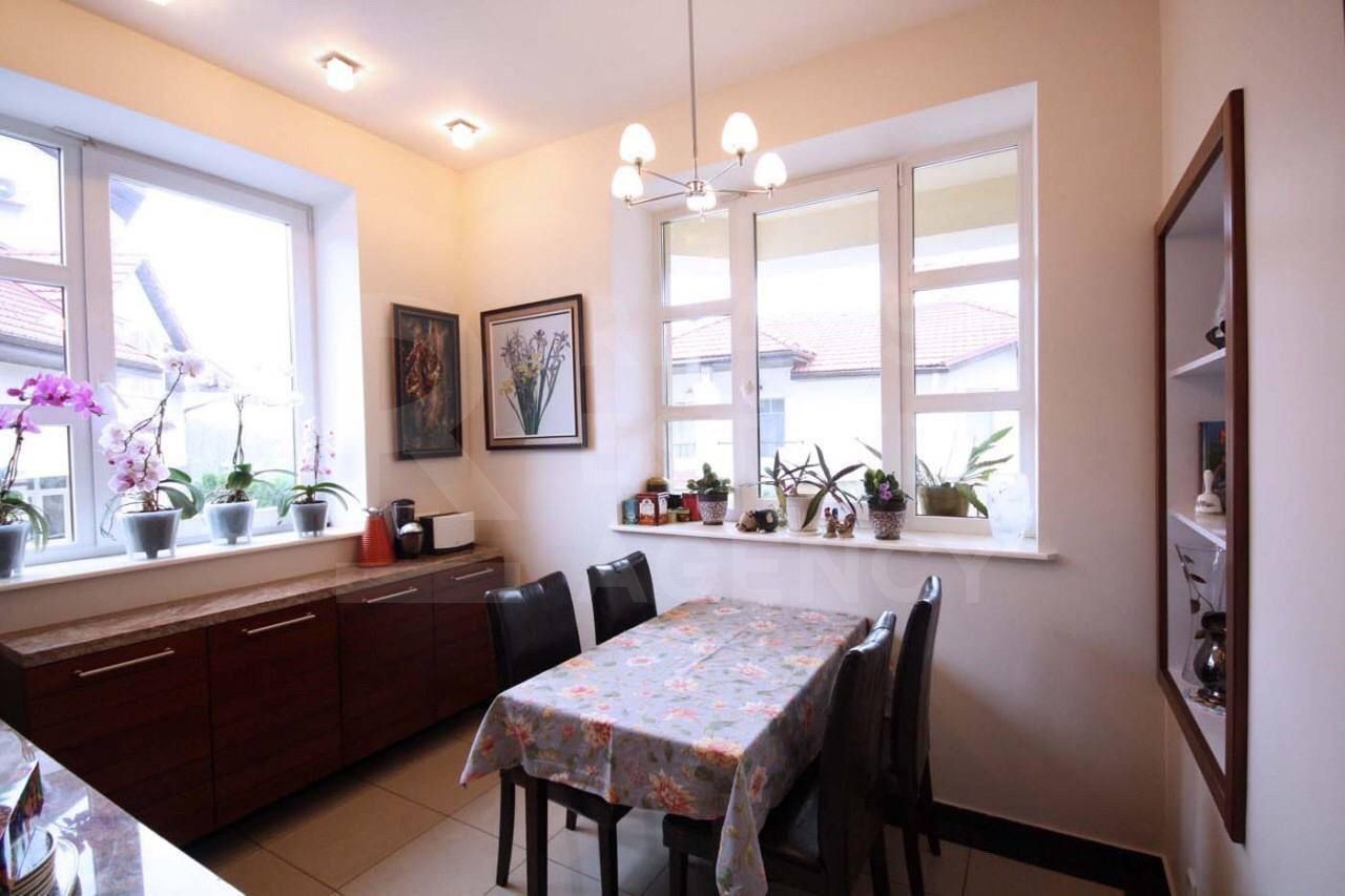 Chirie casa, 5 camere, strada Dîmbului, Centru - Poză 8