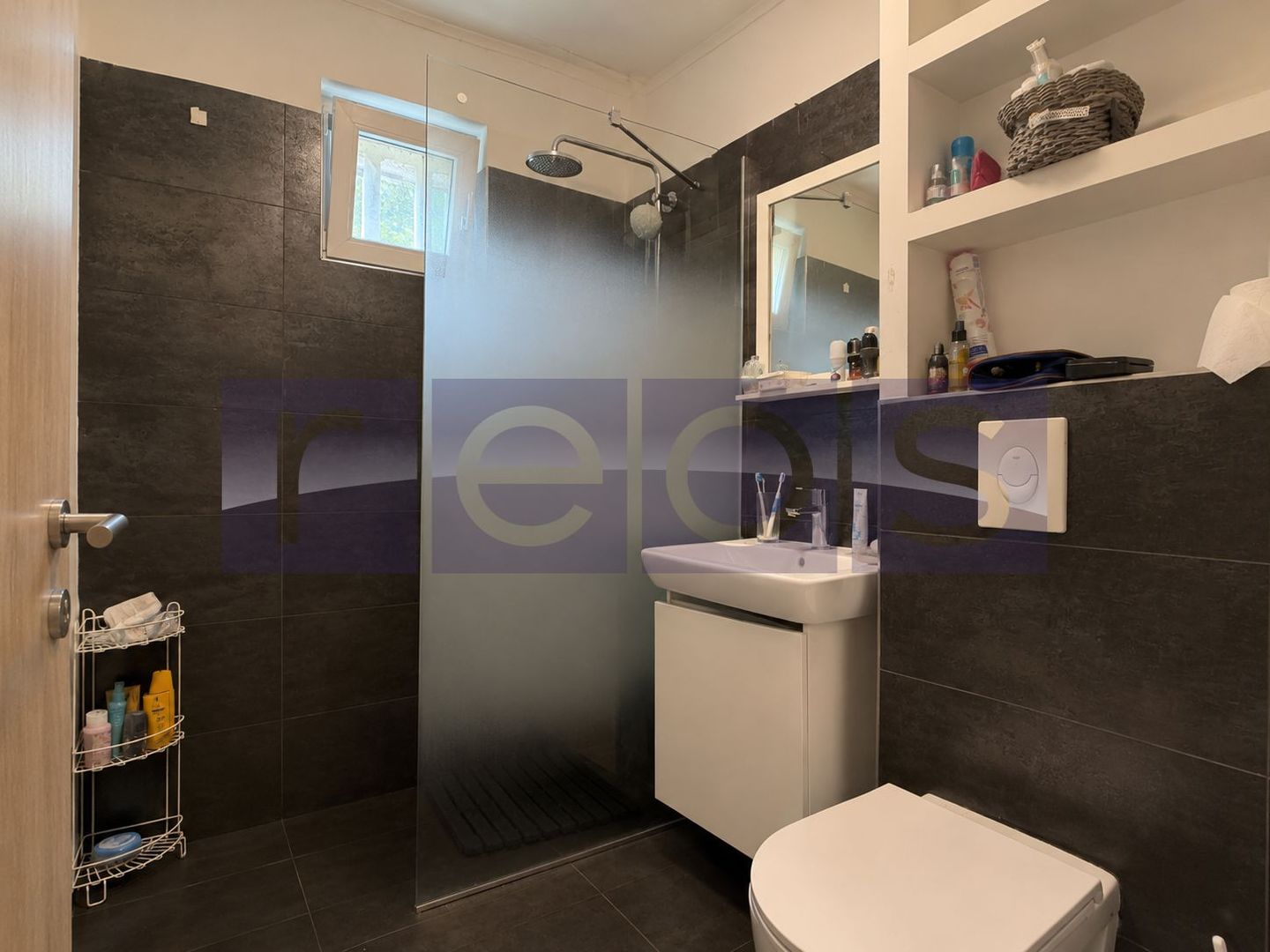 VANZARE 3 CAMERE | ETAJ 1 | ZONA CRANGASI | IDEAL LOCUIT SAU INVESTITIE - Poză 6