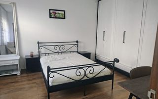 Ultracentral , 2 camere Oradea, 320 E/luna, neg. Comision 50% - Poză 1