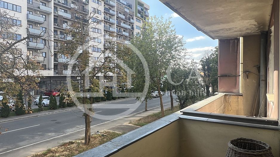 Apartament cu 3 camere de vanzare Central, Oradea. - Poză 8