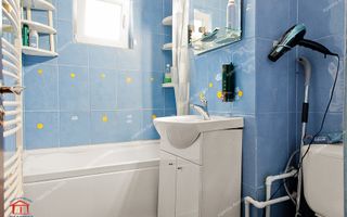 Apartament spatios, renovat, 4 camere, decomandat, etaj 4, Micro 39 - Poză 8