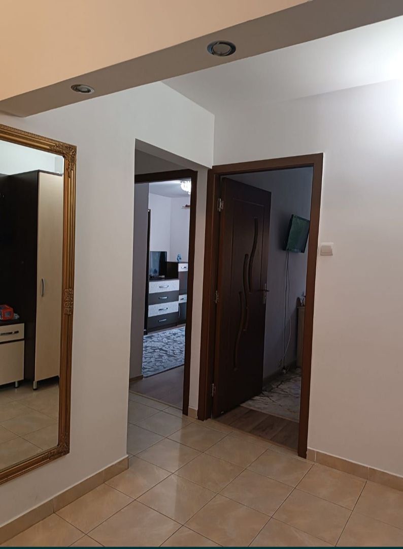 Vând apartament 3 camere MICRO 17 - Poză 8