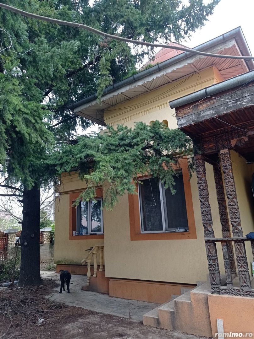 Vânzare casa cu teren - Poză 1