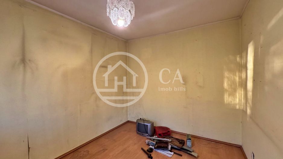 Apartament cu 2 camere de vanzare Str. Seleusului Zona Velenta,Oradea - Poză 4
