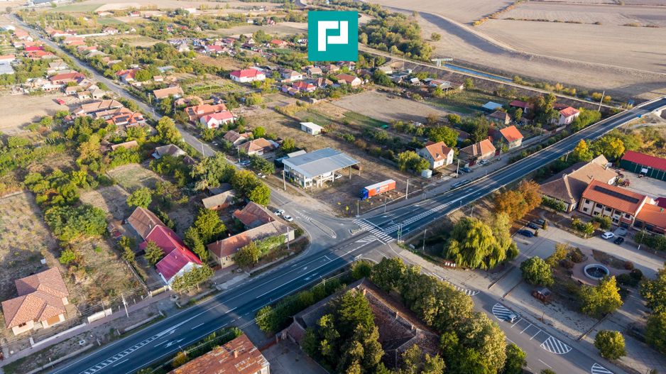 Spatiu comercial cu etaj și teren de 4000mp - Poză 10