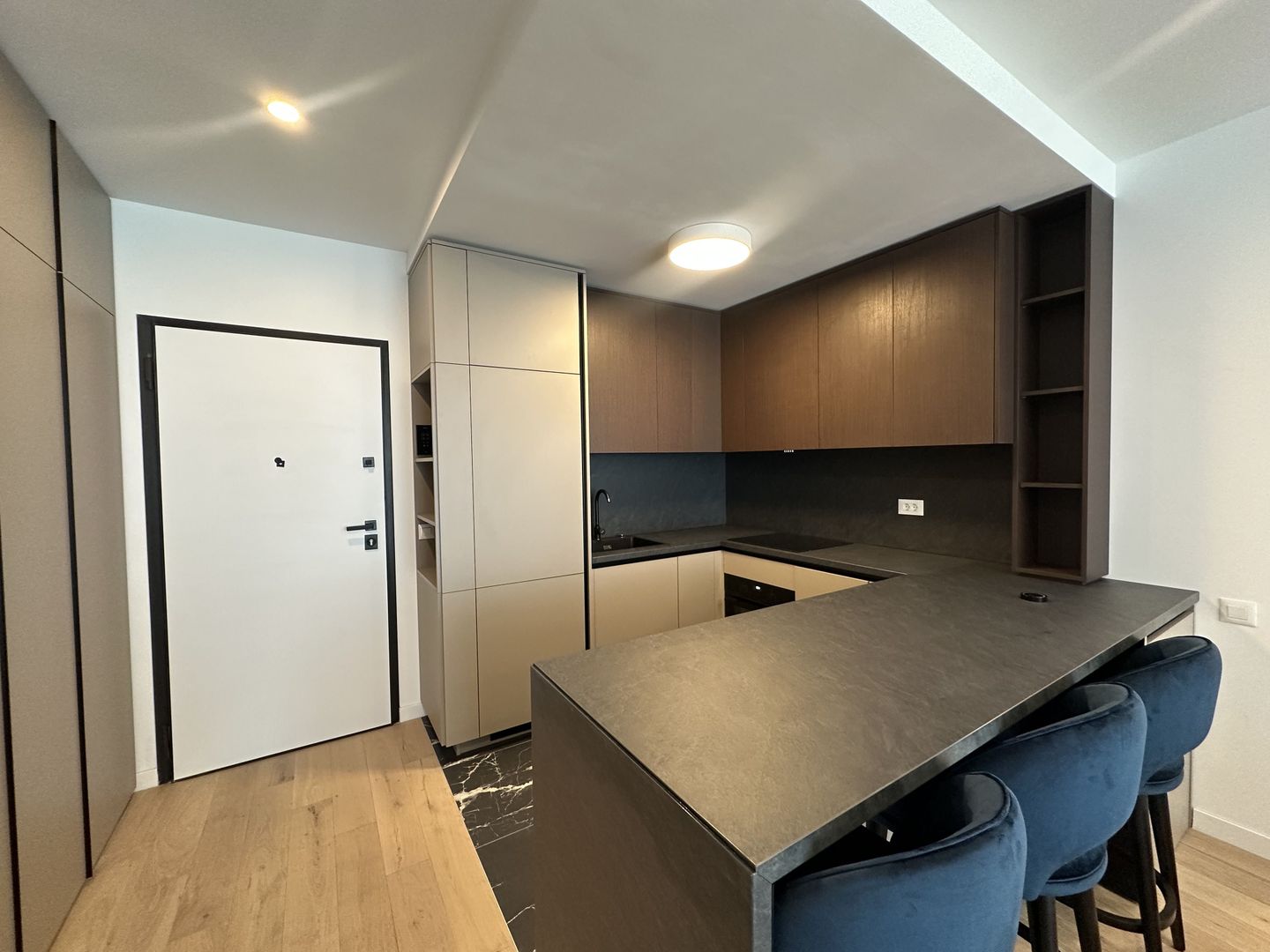 Lux și confort absolut într-un apartament de 2 camere – One Cotroceni - Poză 2