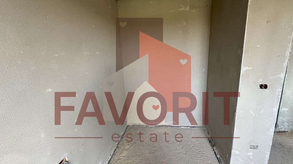 2 dormitoare. Langa centru comercial. Aproape de asfalt. - Poză 6